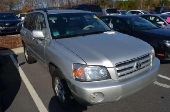 2005 toyota highlander base in matthews, nc