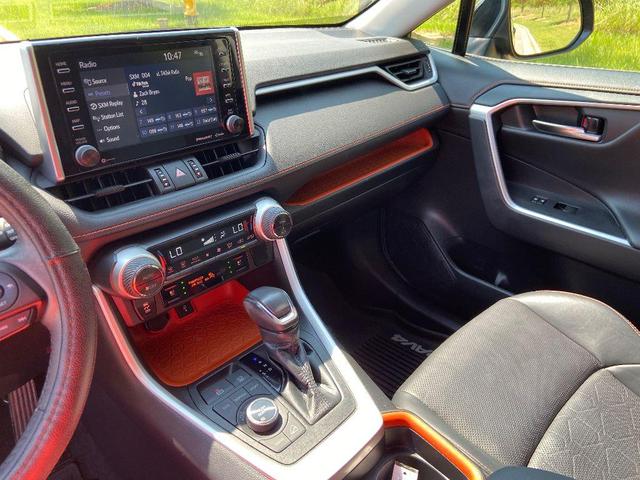 2021 toyota rav4 adventure