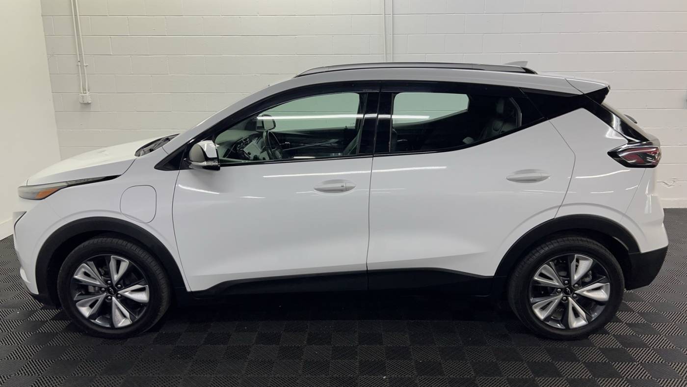 2022 chevrolet bolt euv lt