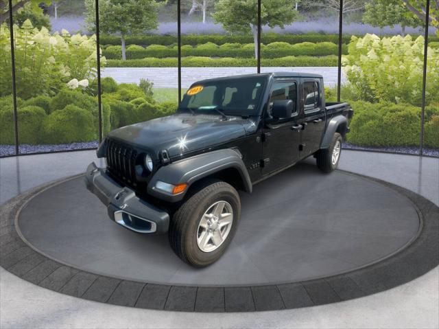 2023 jeep gladiator sport s