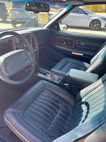 1992 buick riviera coupe 2d