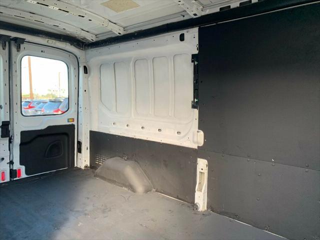 2019 ford transit-250 base