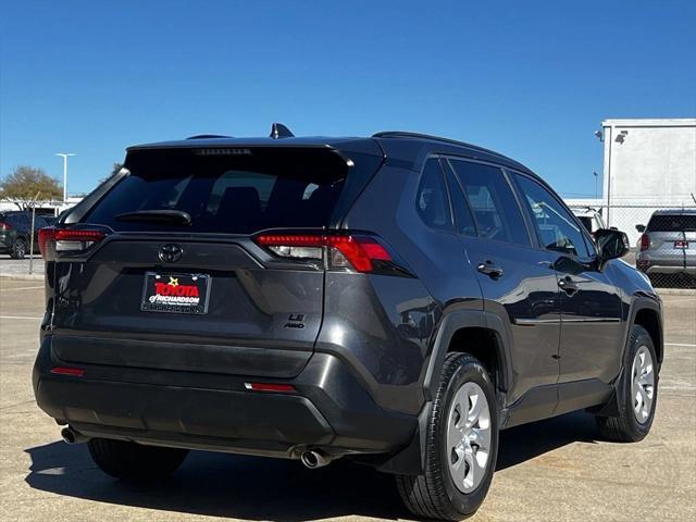 2020 toyota rav4 le