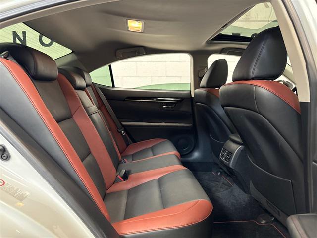 2015 lexus es 350 crafted line