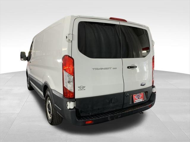 2020 ford transit-150 base