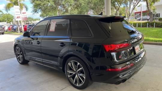 2023 Audi SQ7