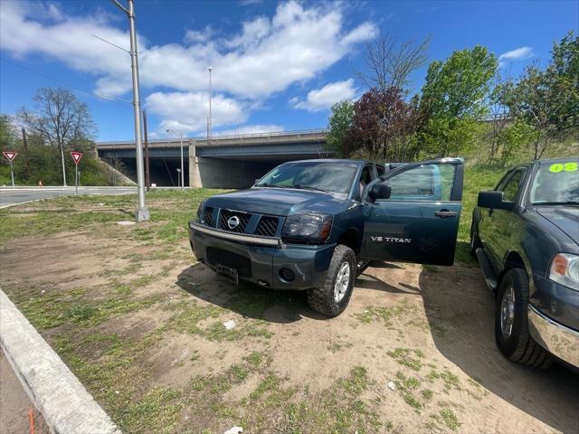 2006 nissan titan xe crew cab