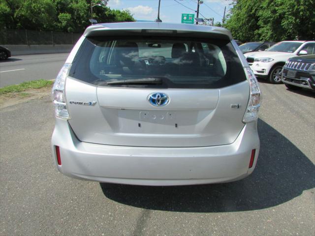 2012 toyota prius v five