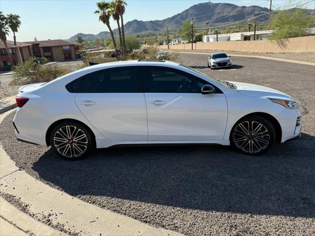 2020 kia forte gt