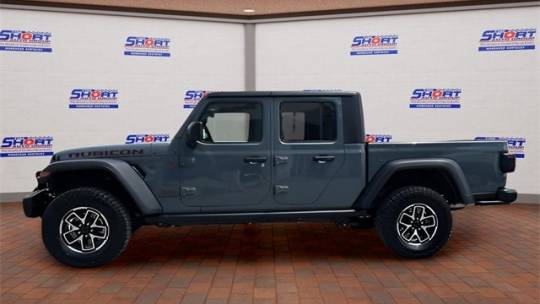 2024 Jeep Gladiator