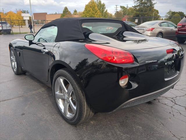 2007 pontiac solstice base 2dr convertible