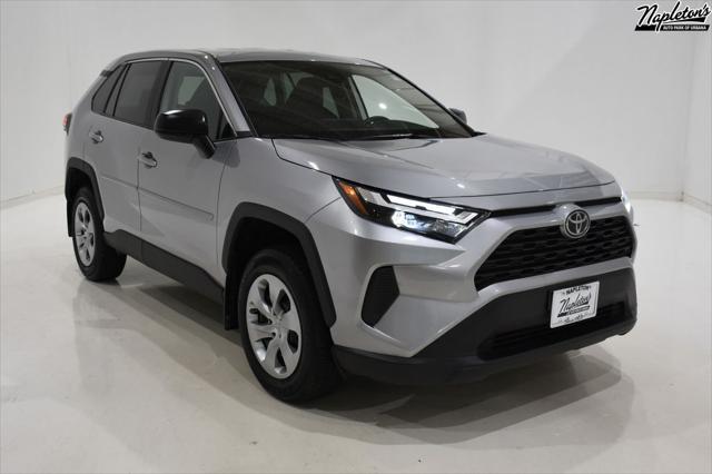 2023 toyota rav4 le