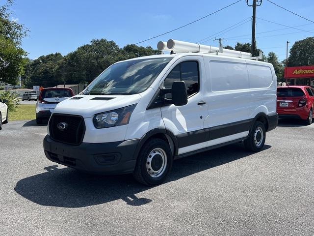 2021 ford transit-150 base