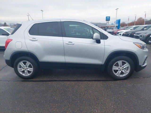 2022 chevrolet trax ls