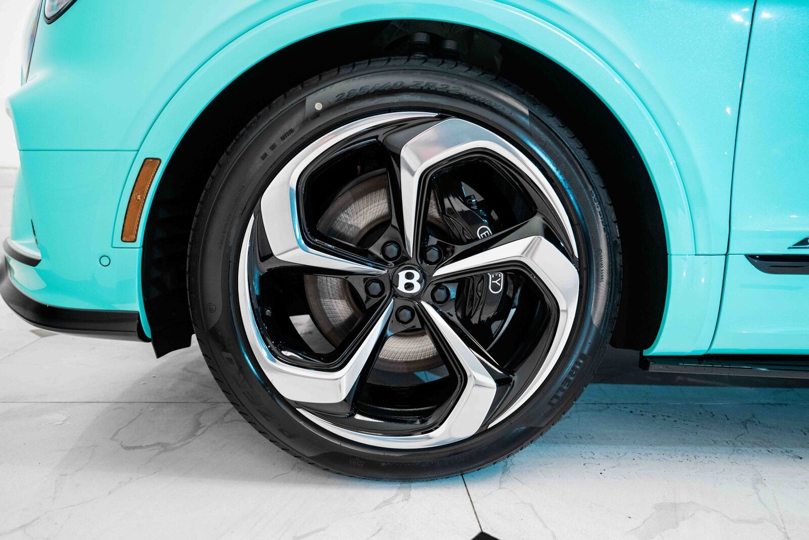 2024 bentley bentayga s v8