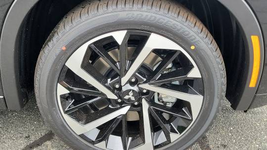 2024 Mitsubishi Outlander