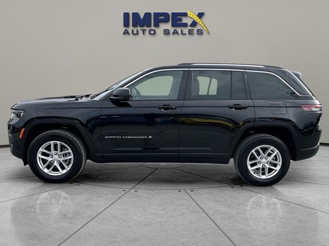 2023 jeep grand cherokee laredo