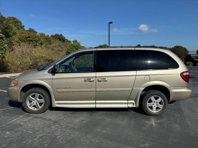 2005 dodge grand caravan sxt