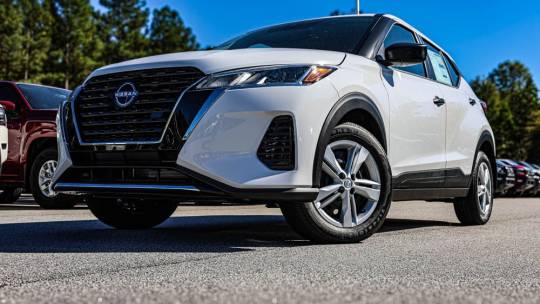2024 Nissan Kicks s
