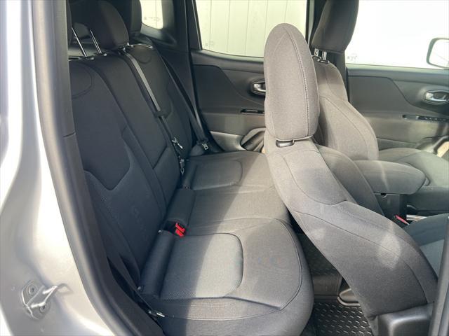 2016 jeep renegade latitude