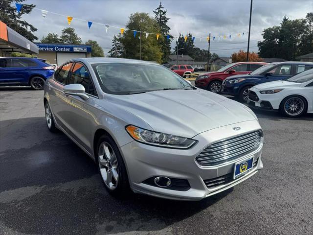 2016 ford fusion se