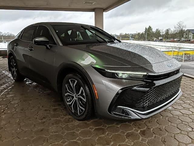 2023 toyota crown xle 4dr sedan in wexford, pennsylvania