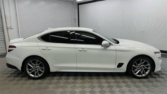 2022 genesis g70 2.0t