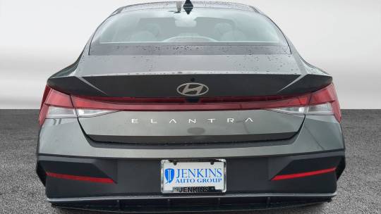 2025 Hyundai Elantra