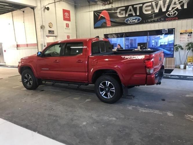 2016 toyota tacoma trd sport 4x4 trd sport 4dr double cab 5.0 ft sb 6a for sale in ames, south dakota