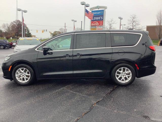 2023 chrysler pacifica touring-l