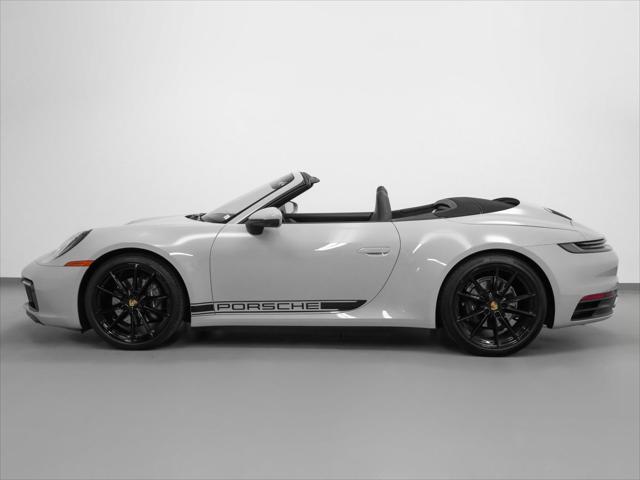 2022 porsche 911 carrera