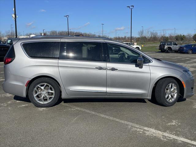 2018 chrysler pacifica limited