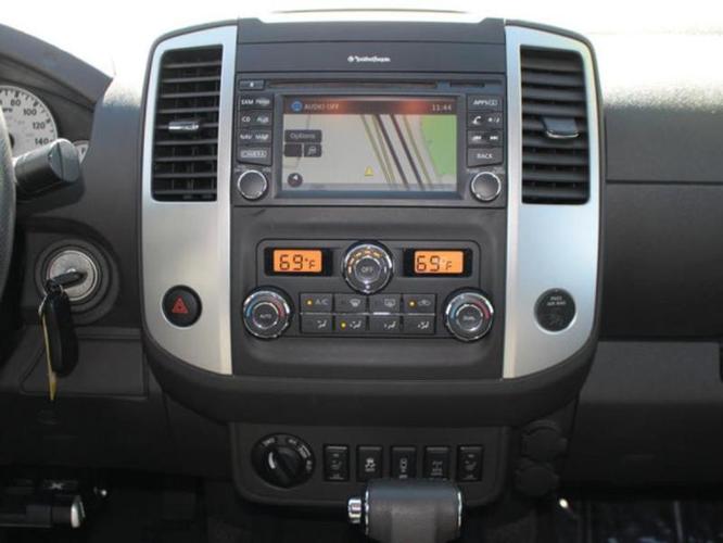 2015 nissan frontier pro-4x 4x4 pro-4x 4dr crew cab 5 ft. sb pickup 5a for sale in las vegas, nevada