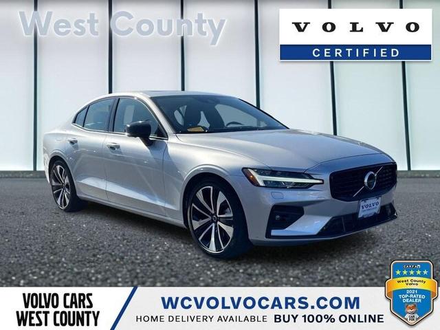 2022 volvo s60 b5 momentum