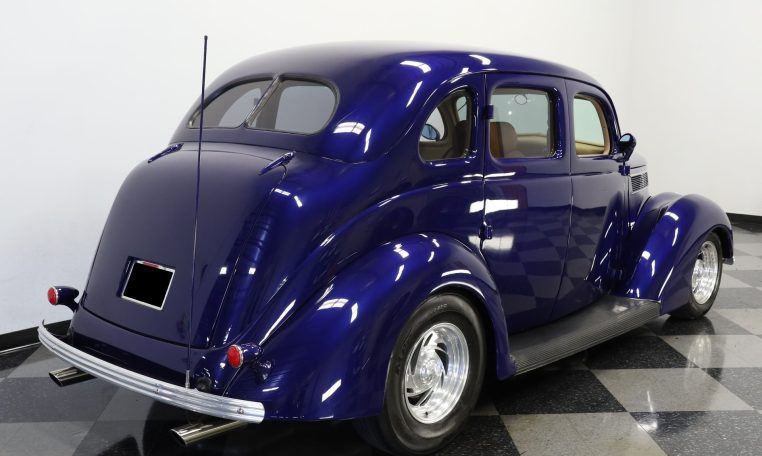 1937 ford deluxe