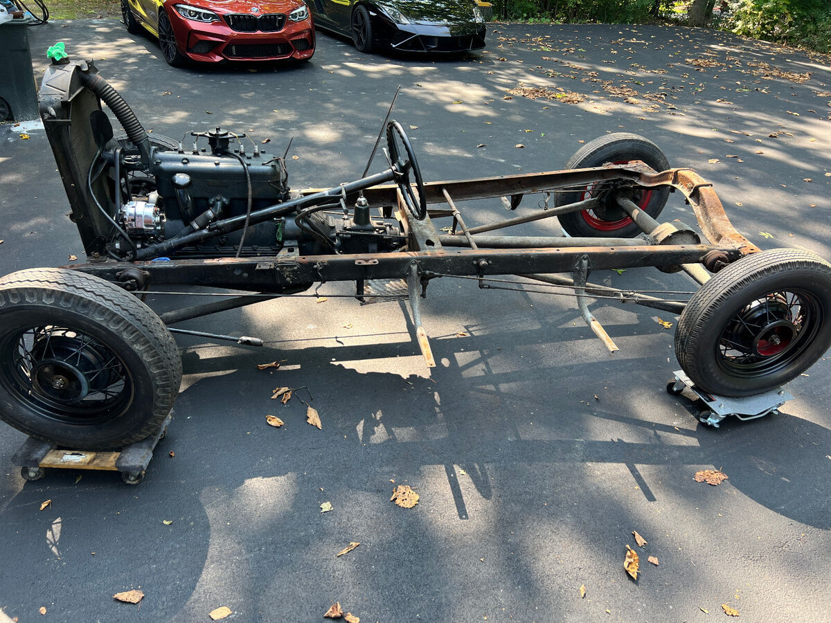 1930 ford model a coupe chassis cabriolet pickup sedan b motor transmission