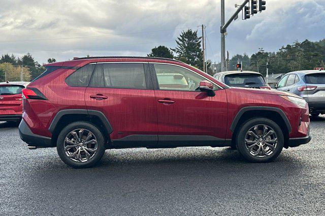 2022 toyota rav4 hybrid xle premium