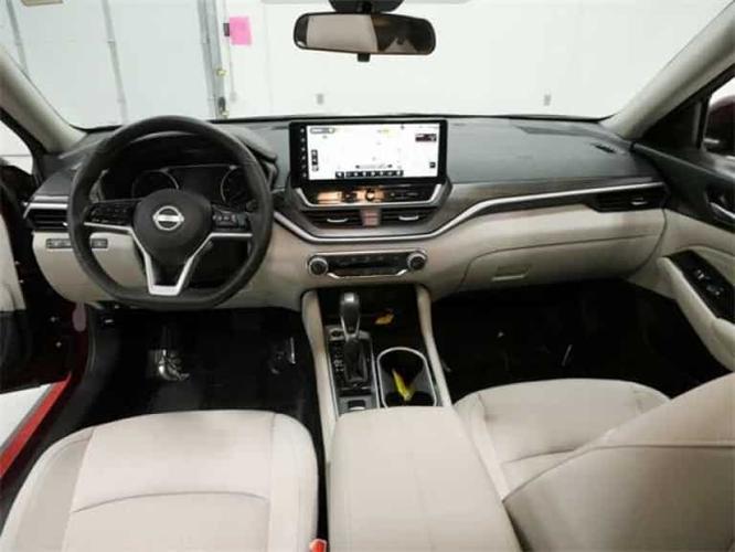 2023 nissan altima 2.5 sv in saint cloud, minnesota