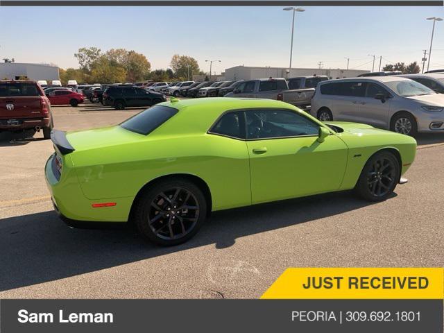 2023 dodge challenger r/t