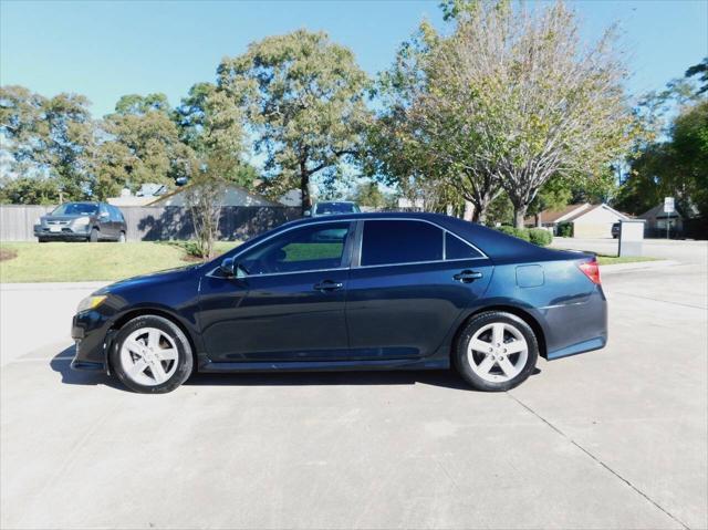 2012 toyota camry se