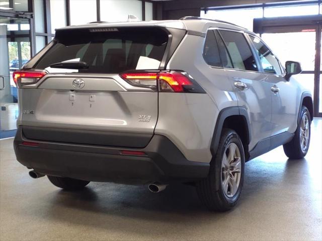 2022 toyota rav4 xle