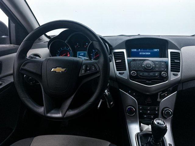 2013 chevrolet cruze ls