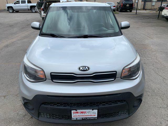 2017 kia soul base