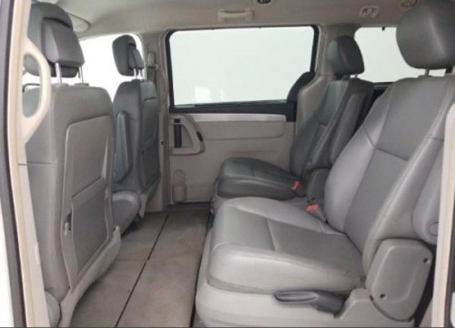 2011 volkswagen routan for sale in texas by owner