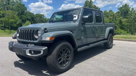 2024 Jeep Gladiator s