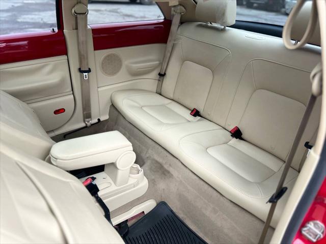 2009 volkswagen new beetle s