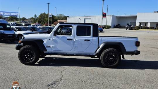 2023 Jeep Gladiator