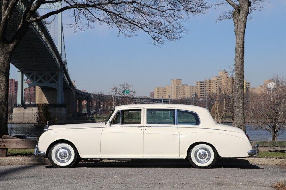 1962 rolls royce phantom v limousine white with burgundy interior