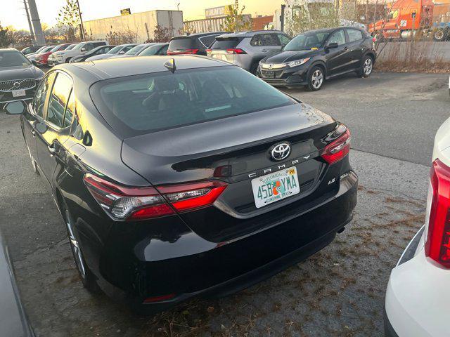 2023 toyota camry le