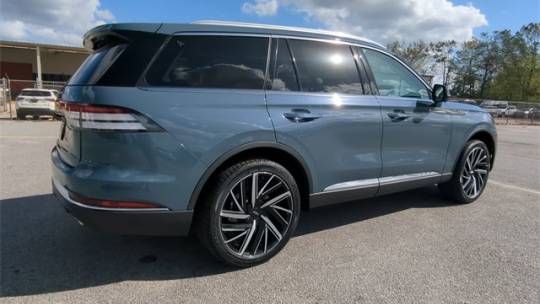 2025 Lincoln Aviator